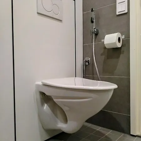 Hervannassa Uusi Saunallinen Kaksio + Parkkipaikka + Ratikka *