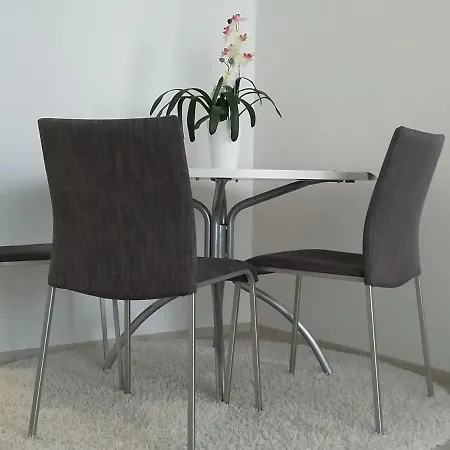 Hervannassa Uusi Saunallinen Kaksio + Parkkipaikka + Ratikka Apartment Tampere