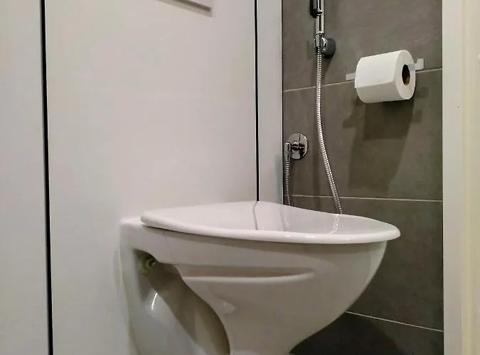 Hervannassa Uusi Saunallinen Kaksio + Parkkipaikka + Ratikka *