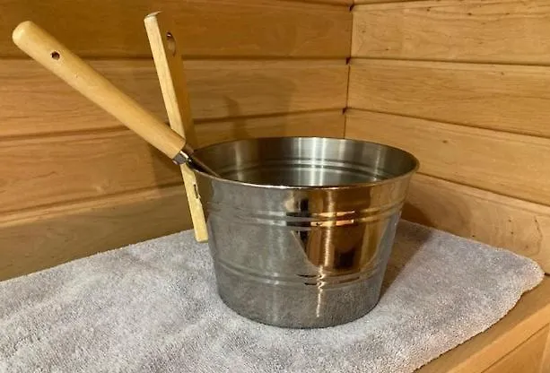 아파트 Hervannassa Uusi Saunallinen Kaksio + Parkkipaikka + Ratikka 탐페레